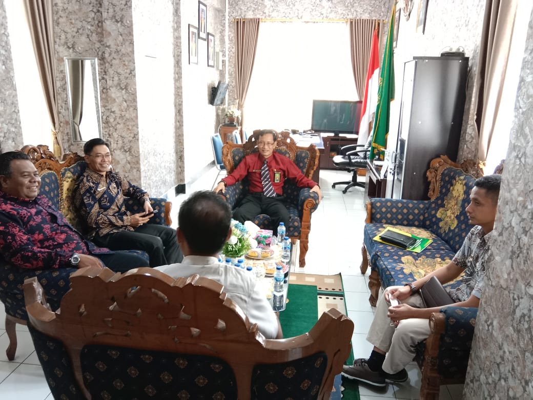 Kunjungan Silaturrahmi Dekan Fakultas Hukum IAIN Kabupaten Kerinci